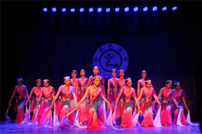 臨沂藝術(shù)學(xué)校有本科專業(yè)嗎？   