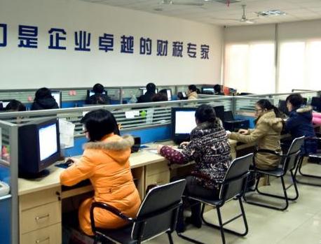 唐山會(huì)計(jì)學(xué)校有哪些培訓(xùn)班？