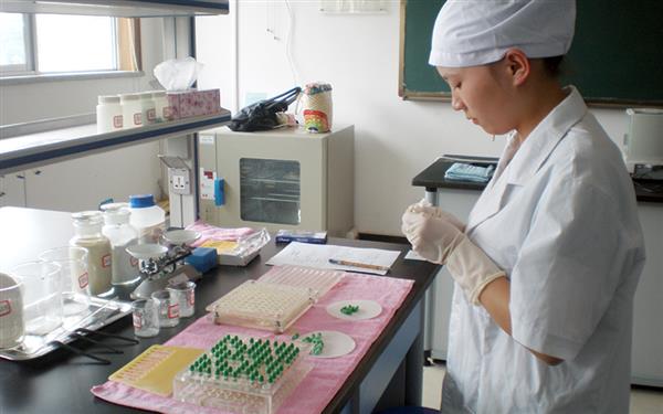 泰安醫(yī)藥學校：學藥學專業(yè)好不好？