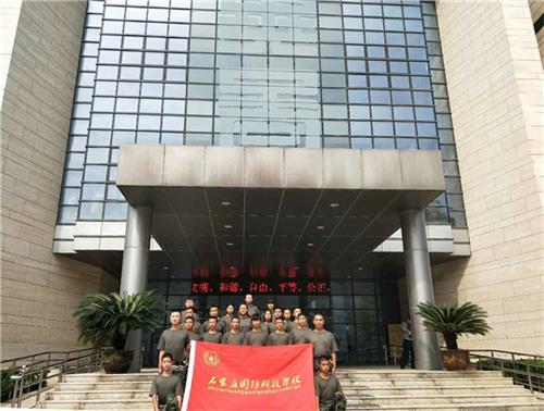 石家莊學(xué)計(jì)算機(jī)選擇石家莊國防科技學(xué)校怎么樣？