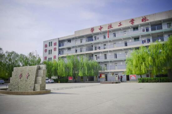 汽車維修專業(yè)都學(xué)什么內(nèi)容？