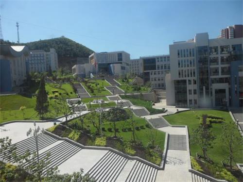 承德學(xué)電子商務(wù)去哪里？哪所學(xué)校比較專業(yè)？