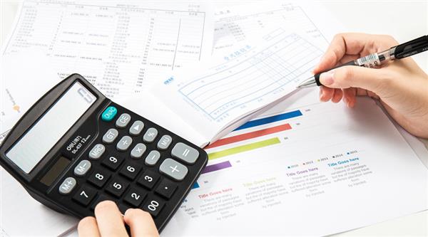 財(cái)務(wù)會(huì)計(jì)、財(cái)務(wù)管理和管理會(huì)計(jì)究竟有什么區(qū)別和聯(lián)系？