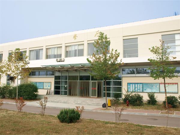 青島中魯中等專業(yè)學(xué)校怎么樣？它開設(shè)的海信班是怎么回事？