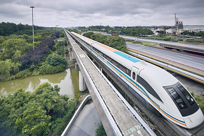 山東交通職業(yè)學(xué)院泰山校區(qū)高鐵客運乘務(wù)報名條件有哪些？