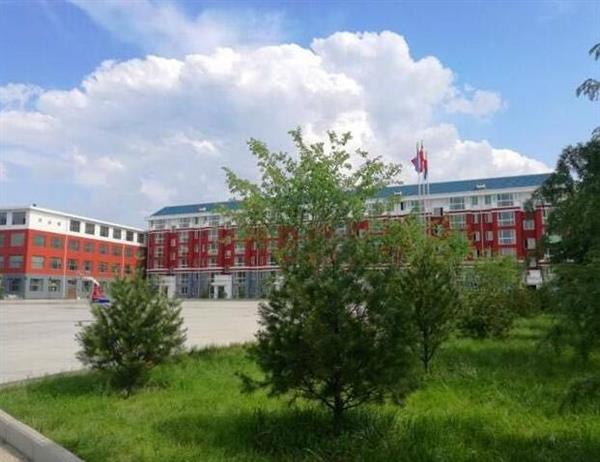 齊光科技文化專業(yè)學(xué)校有口腔醫(yī)學(xué)專業(yè)嗎？