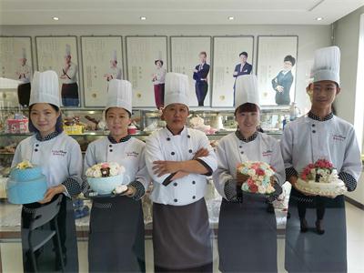 去邢臺哪所學校學習月餅制作？   