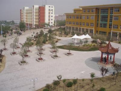 青島求實(shí)職業(yè)技術(shù)學(xué)院設(shè)施完善嗎？就業(yè)有保障嗎？