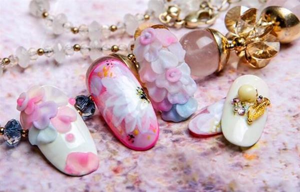 煙臺標榜美容美發(fā)職業(yè)技能培訓學校都開設(shè)了哪些美甲課程？