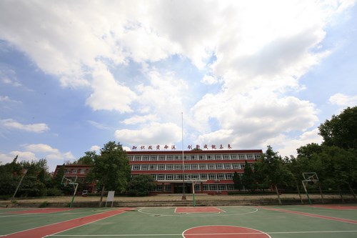 中國洛陽一拖技師學(xué)院有哪些熱門專業(yè)？