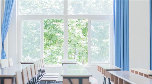 青島市電子信息技術(shù)學(xué)校怎么樣？