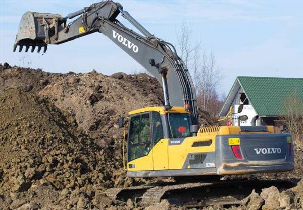 山東藍(lán)天職業(yè)培訓(xùn)學(xué)校開設(shè)了兩個(gè)挖掘機(jī)班？都是什么？