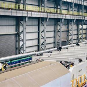 機械加工（車工、鉗工、焊工）