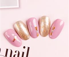 唯美教育彩妝美甲專業(yè)課程，帶你引領時尚，定制美麗